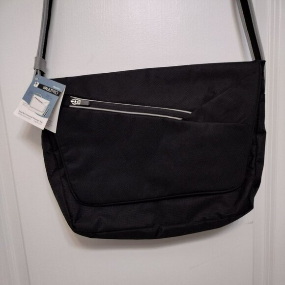 NEW Magellans VaultPro Travel Tech Messenger Bag, Black RFID Blocking Security - Picture 3 of 10
